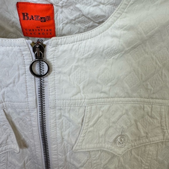 Bazar par Christian Lacroix White Y2K quilted texture o-ring Blazer - Picture 11 of 11